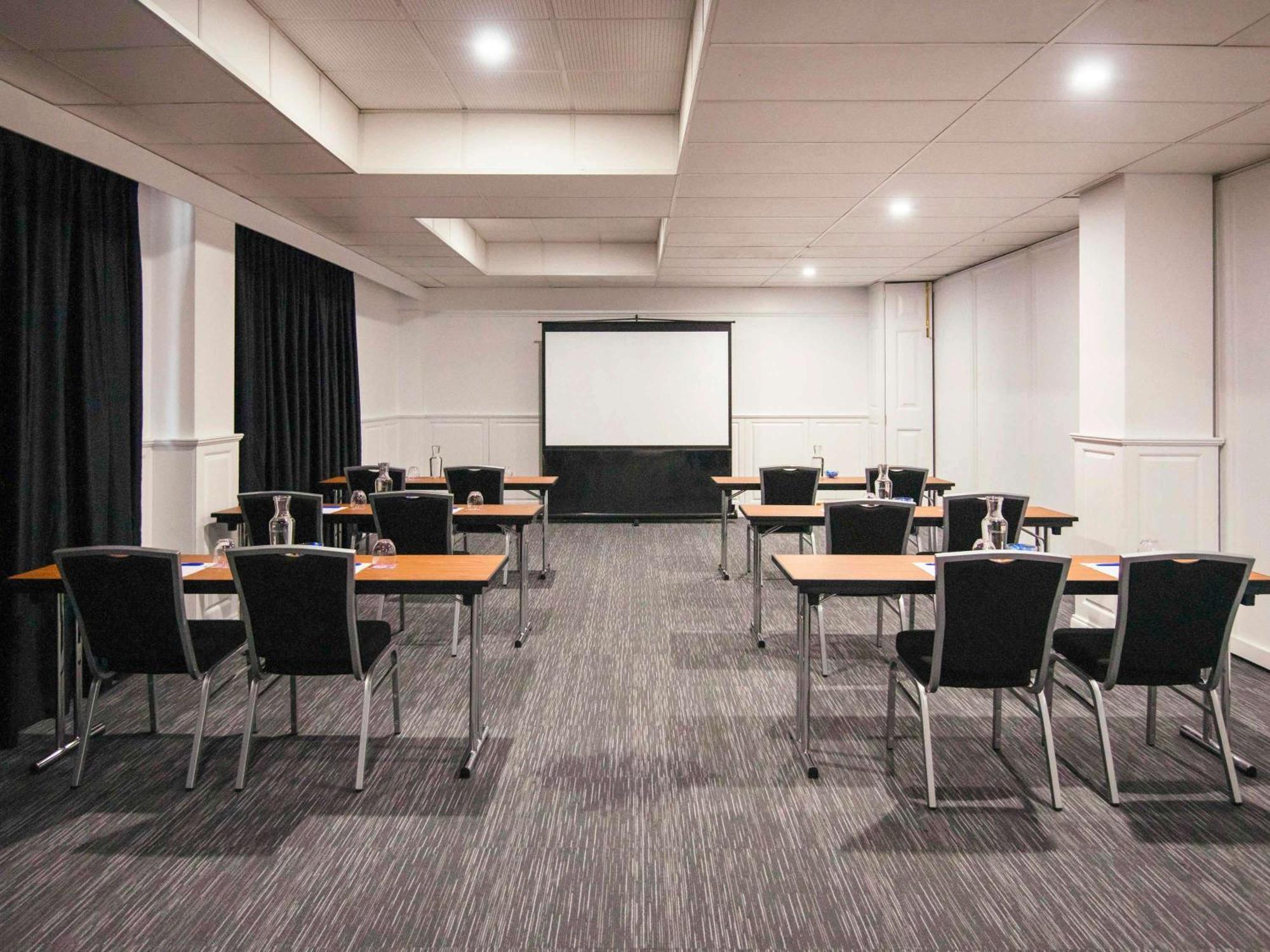 Ibis Styles Mt Isa Verona Mount Isa Exterior photo